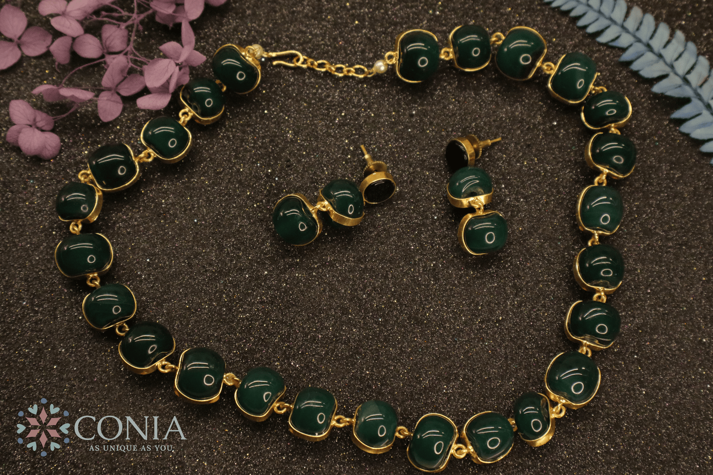 Terra Natural Stone Necklace Green