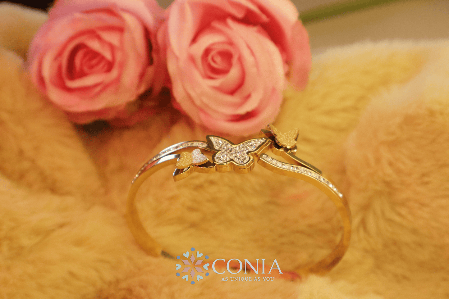 Conia Anti Tarnish Butterflies Bracelet Golden