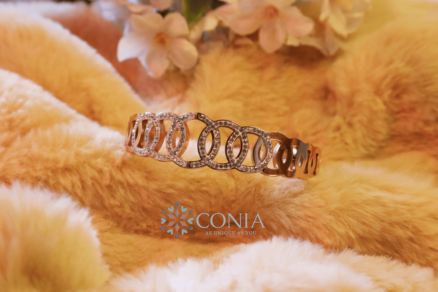 Women Rose Gold American Diamond Bangle-Style Bracelet BRK55C001-1