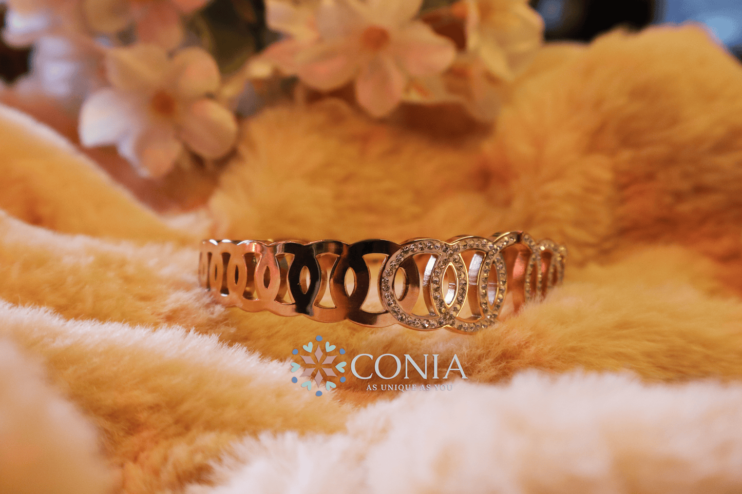 Women Rose Gold American Diamond Bangle-Style Bracelet BRK55C001-1