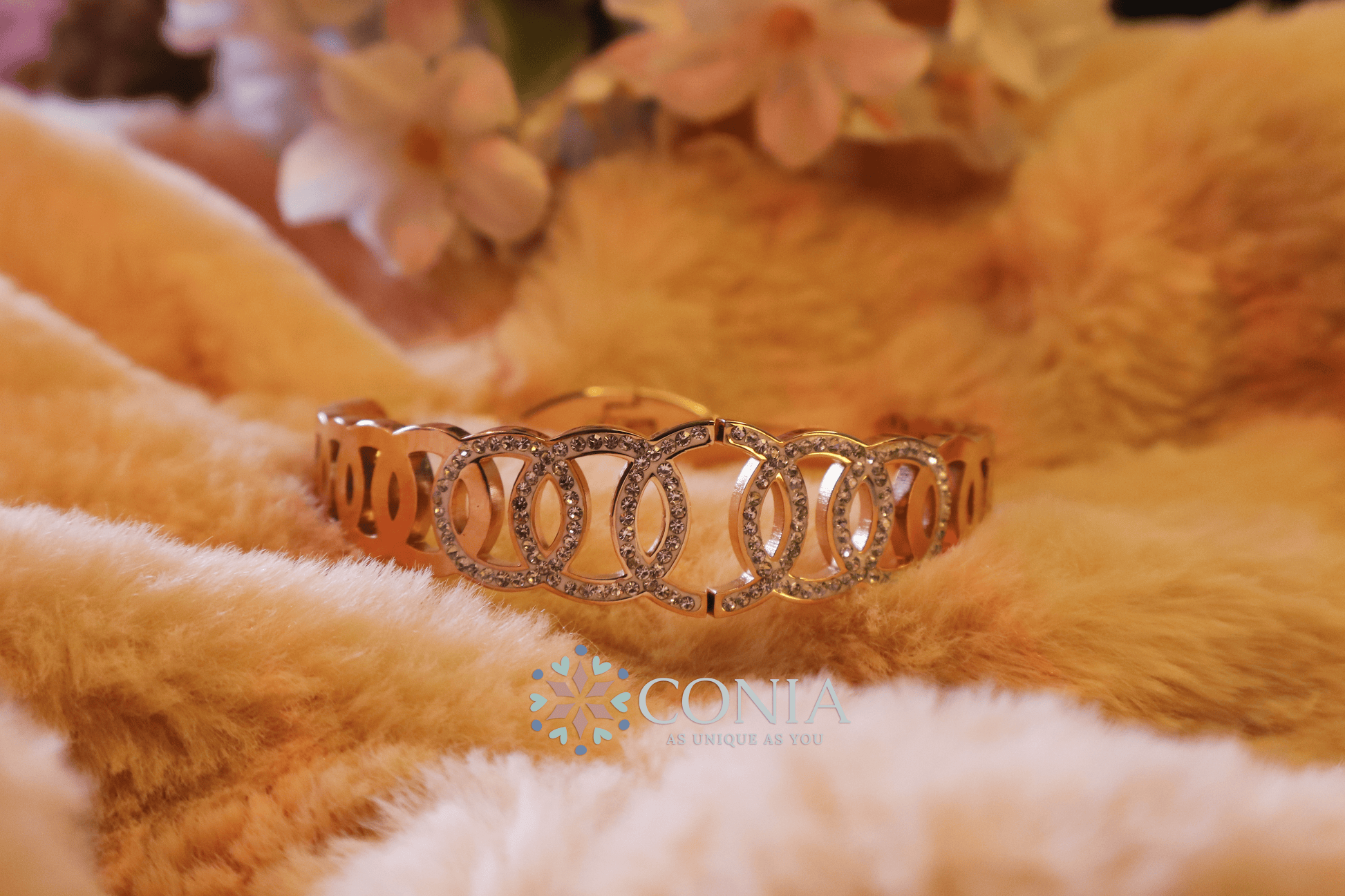 Women Rose Gold American Diamond Bangle-Style Bracelet BRK55C001-1