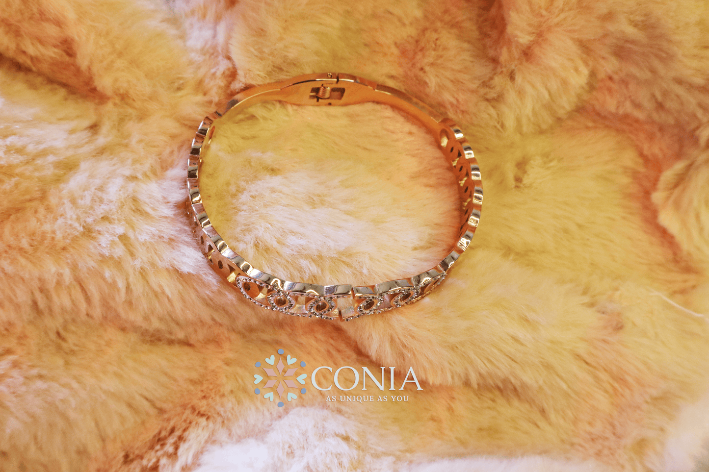 Women Rose Gold American Diamond Bangle-Style Bracelet BRK55C001-1