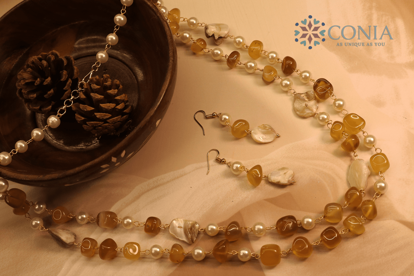 Golden Pearl Elegance Necklace