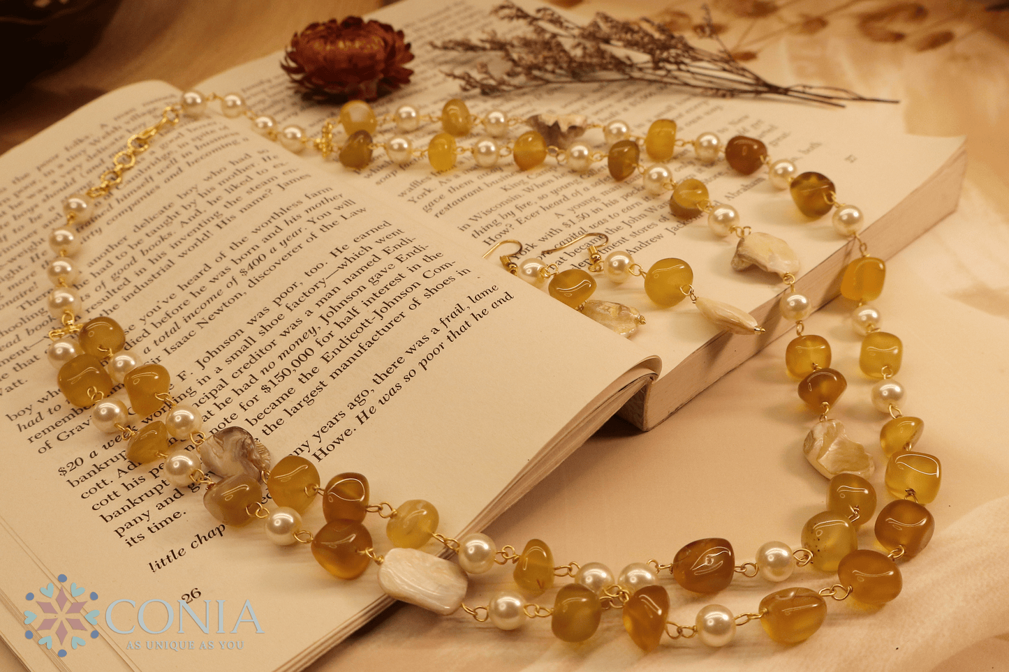 Golden Pearl Elegance Necklace