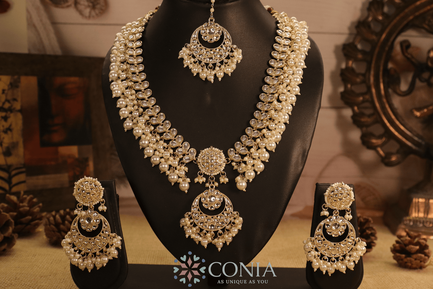 Mughal Moonlight Kundan Pearl Bridal Set