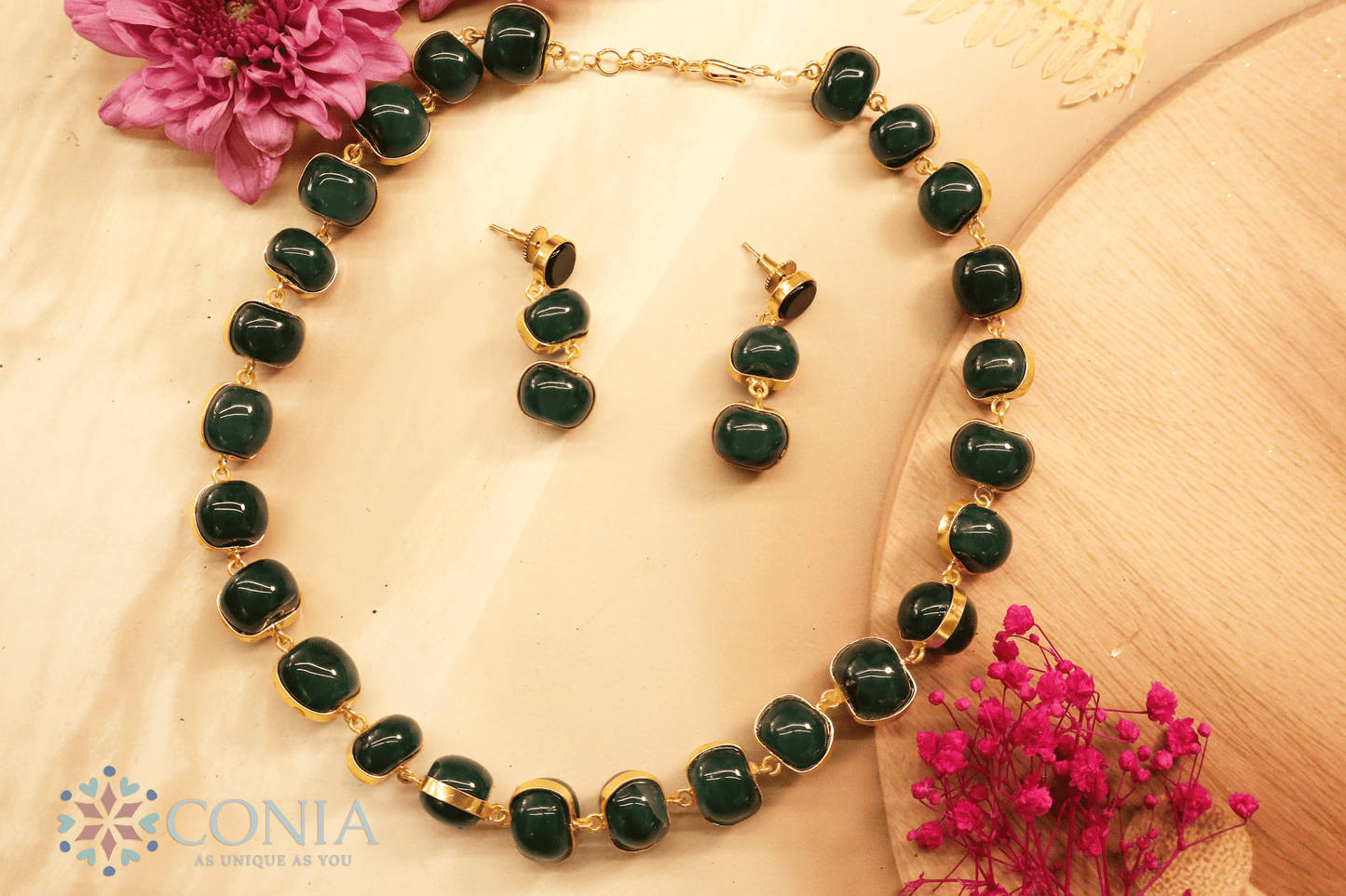 Terra Natural Stone Necklace Green